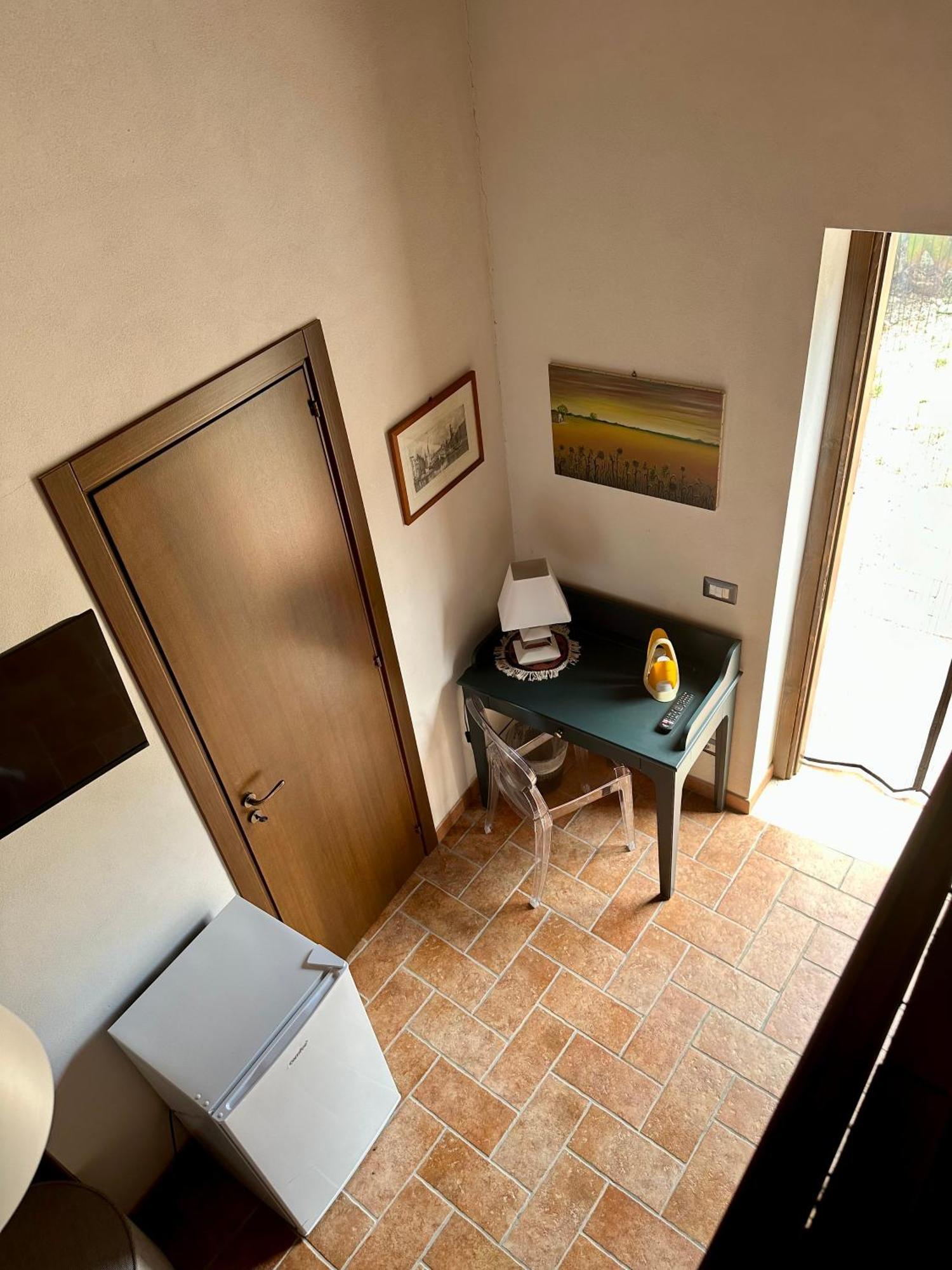 Hotel Roba Albanisi Aragona Habitación foto
